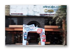Cổng cà phê chất liệu khung sát pp
